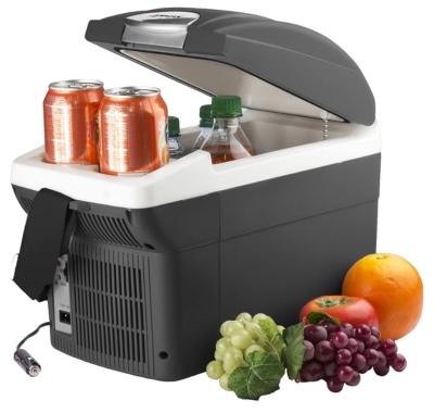 Wagan EL6206 -6 Quart Portable Electric Cooler