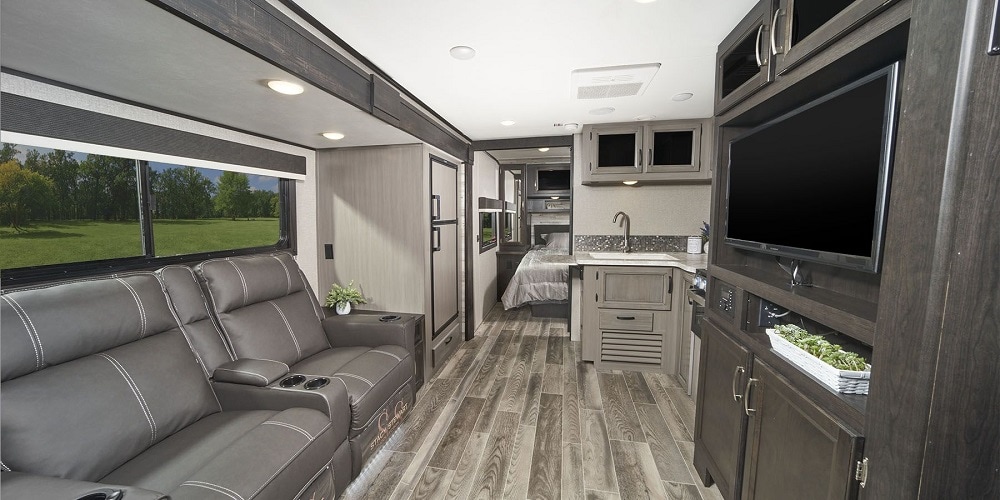 Jayco Jay Feather Reviewed – RV Expertise