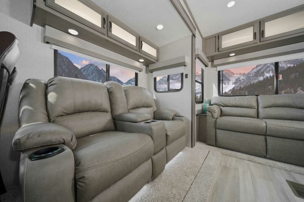 5th Wheel Bunkhouse The Best Options for Sleeping Space