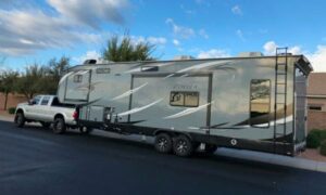 Best 5th Wheel Hitches – Complete Buyer’s Guide - RV Expertise