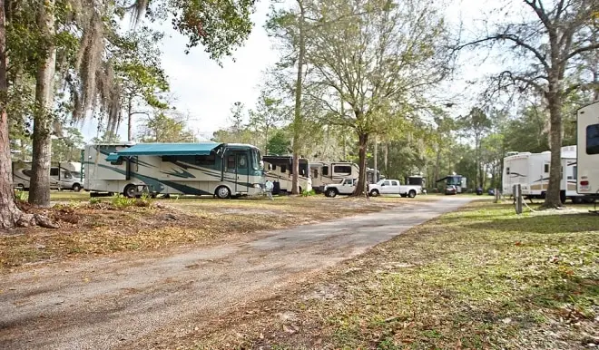 rv parks in Florida to stay long term